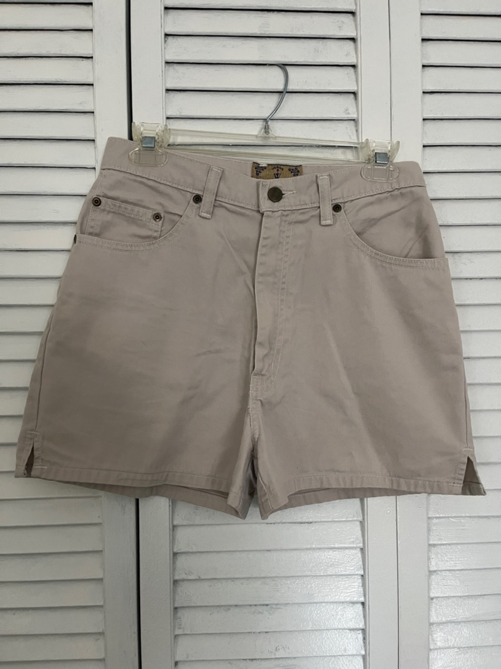 Casual Light Beige High-Rise Shorts